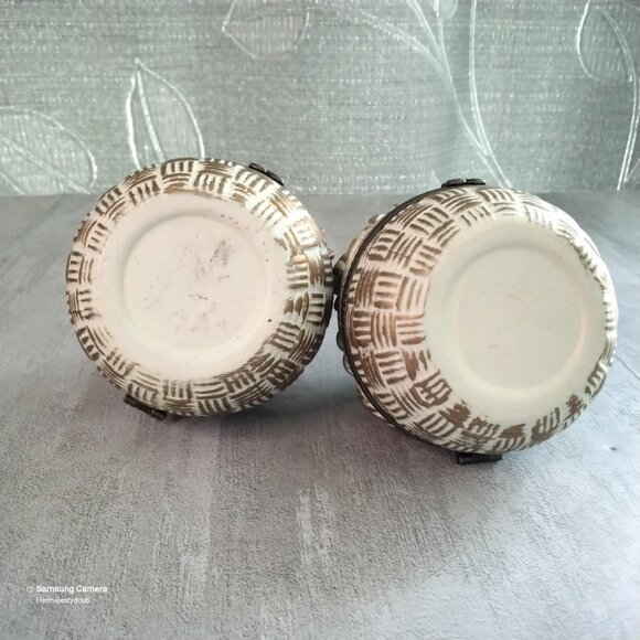 Two Vintage Ceramic Fruit Basket Shaped Trinket, Jewelry or Pill Boxes - Picture 5 of 6